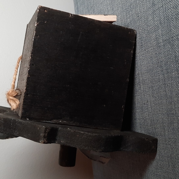 Rustic Black Bear Birdhouse Wood Clean Out Door Hangs - Picture 5 of 7